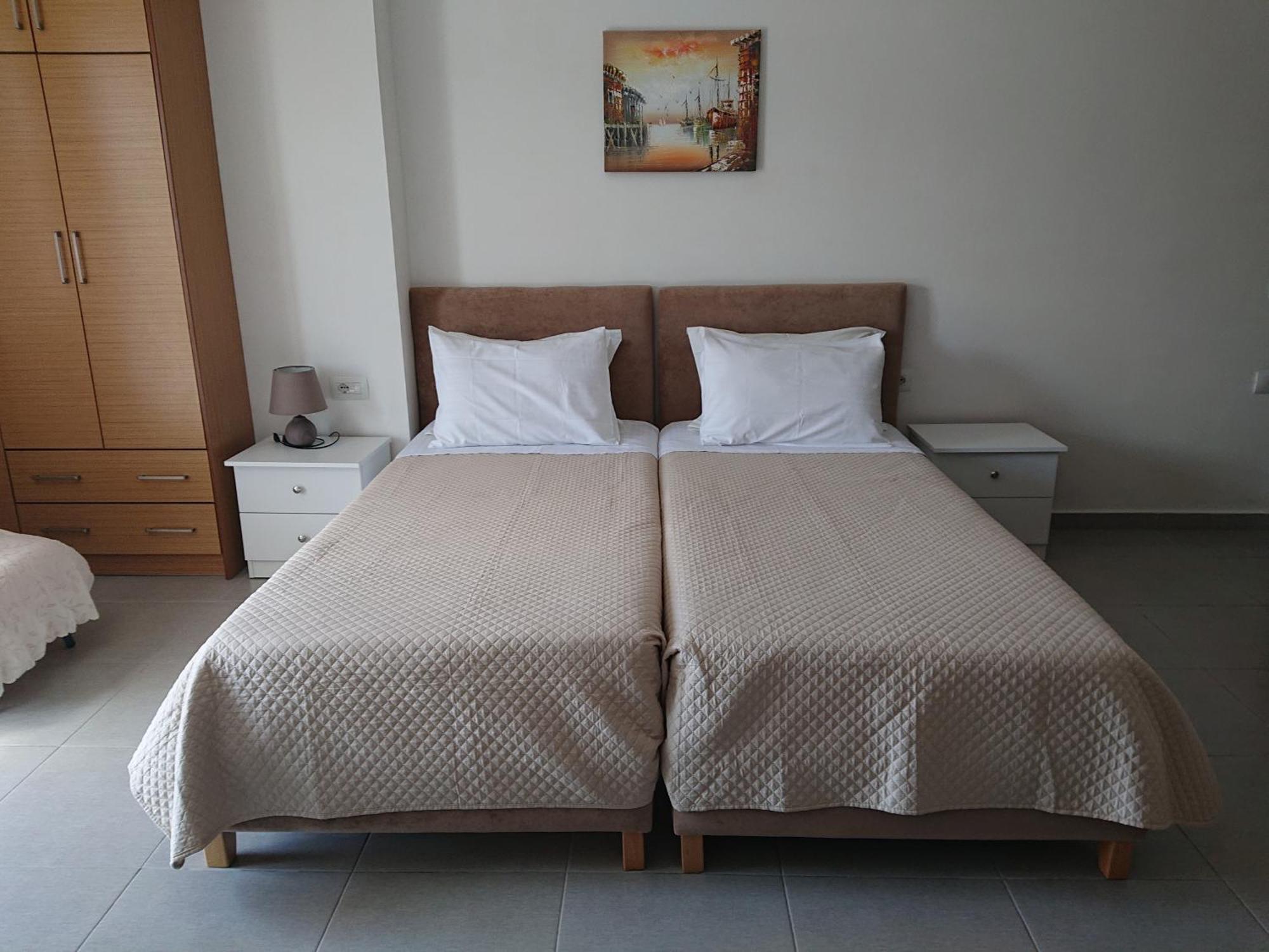 Villa Kostian Sarandë 外观 照片