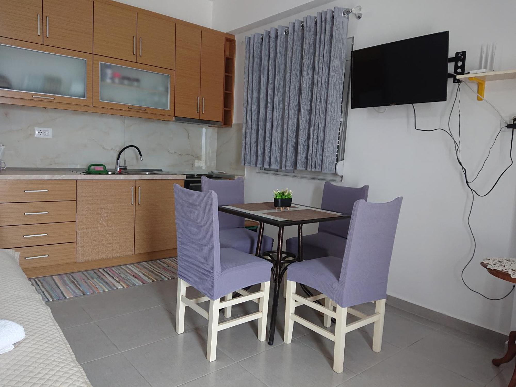 Villa Kostian Sarandë 外观 照片